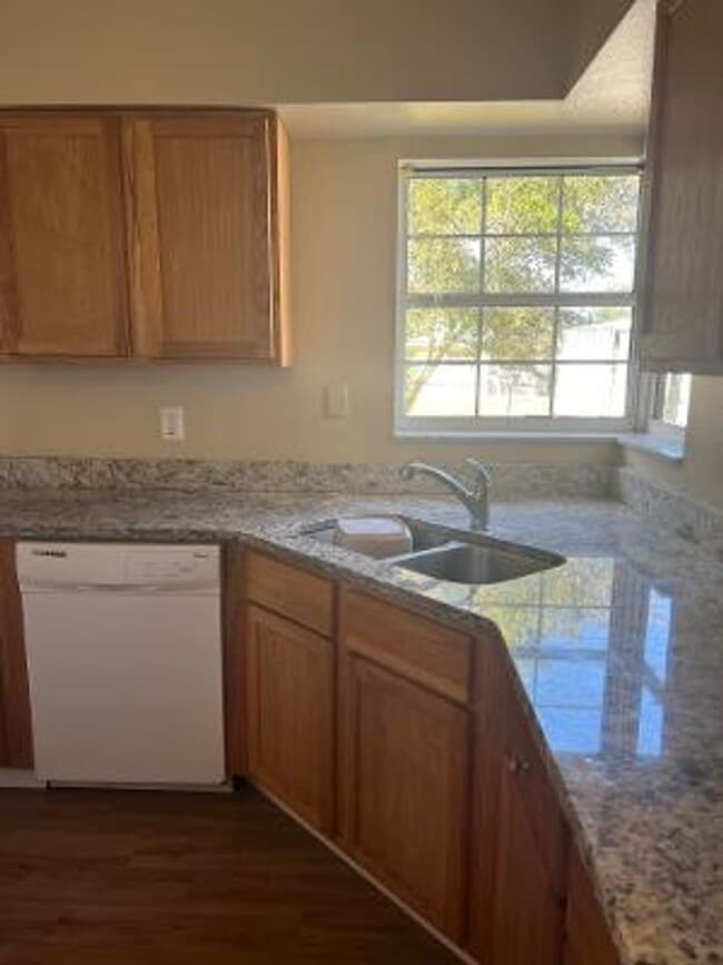 Foto del edificio - Cute Remodeled Deltona Beauty Call Sheila ...