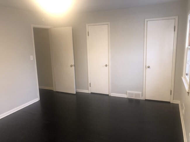 Foto del edificio - 14531 Cedar Rd