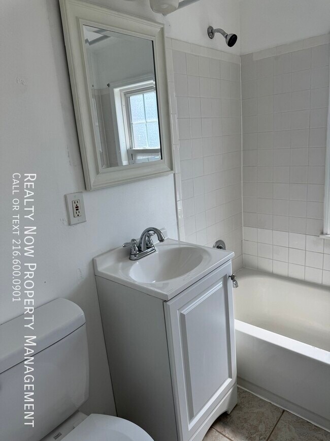 Foto del edificio - 3373 Colwyn Rd