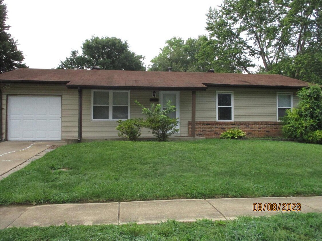 Primary Photo - 2510 Lindsay Ln
