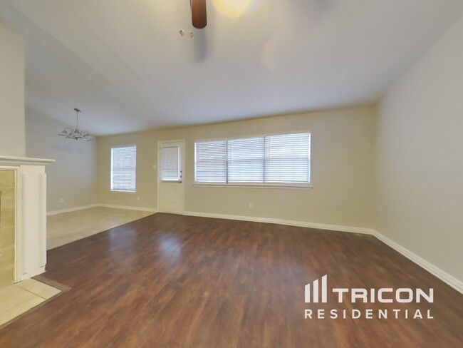 Foto del edificio - 2508 Havenwood Dr