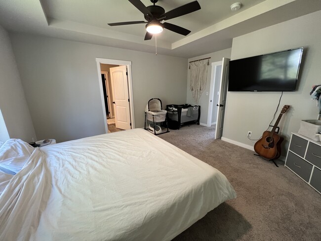 Master Bedroom - 2311 Quail Run Ln S
