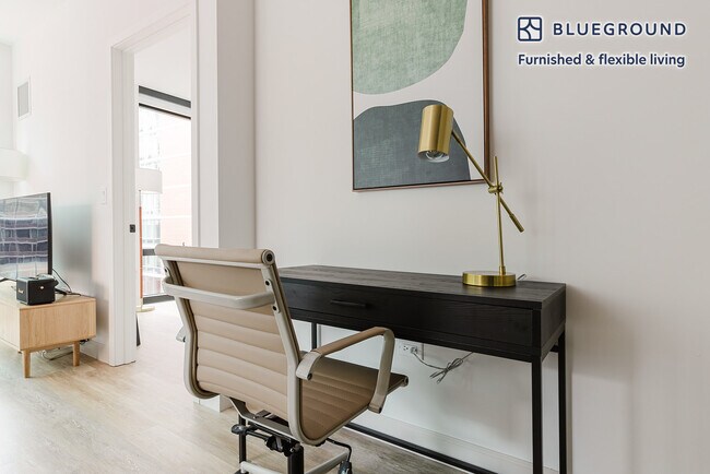 Foto del edificio - 535 N St Clair St