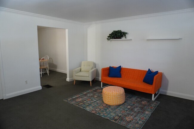 Foto del edificio - 205 Burke Ave