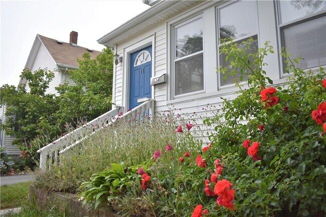 Foto del edificio - 11 Thurston Ave