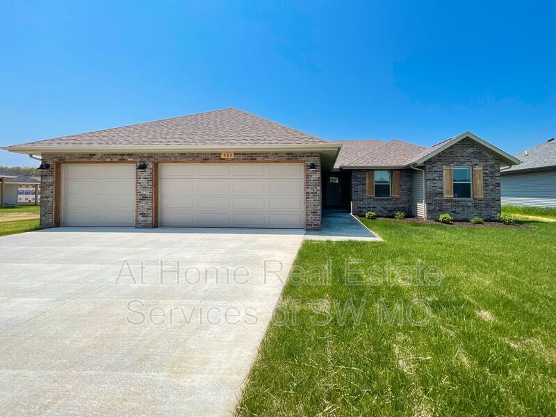 Foto principal - 525 S Chipmunk Ave