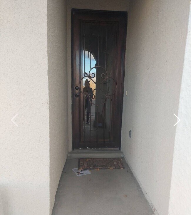 Building Photo - Welcome Home ! 4 bedroom 2 bath rental