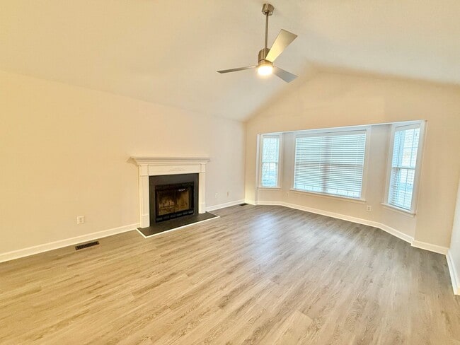 Foto del edificio - Newly Remodeled 3BD, 2BA Wake Forest Home in a Quiet Neighborhood Near Downtown Wake Forest