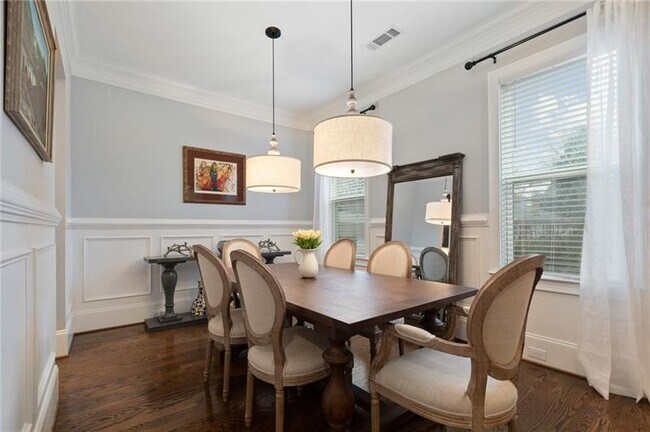 Foto del edificio - 340 Brownstones Cir NE