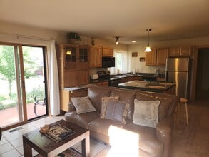Building Photo - 3956 Sky Ranch Dr