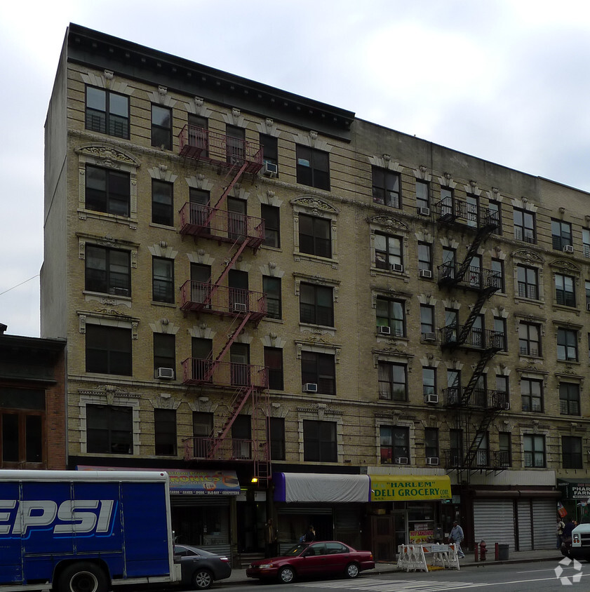 Foto del edificio - 455 W 125th St