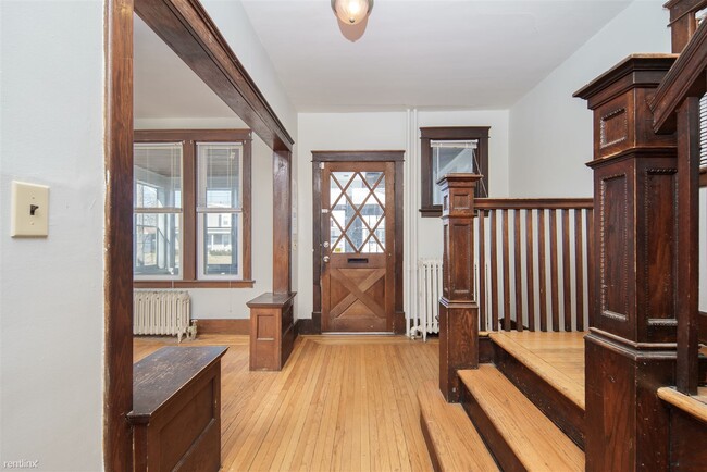 Building Photo - 5 br, 2.5 bath House - 814 Lancaster St