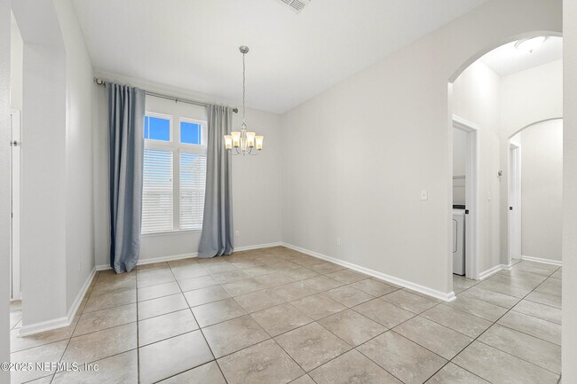 Foto del edificio - 15653 Mason Lakes Dr