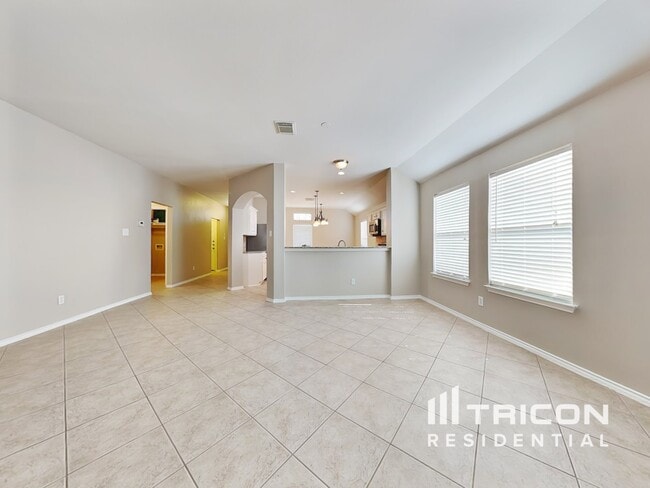 Building Photo - 12723 Whistling Springs Dr