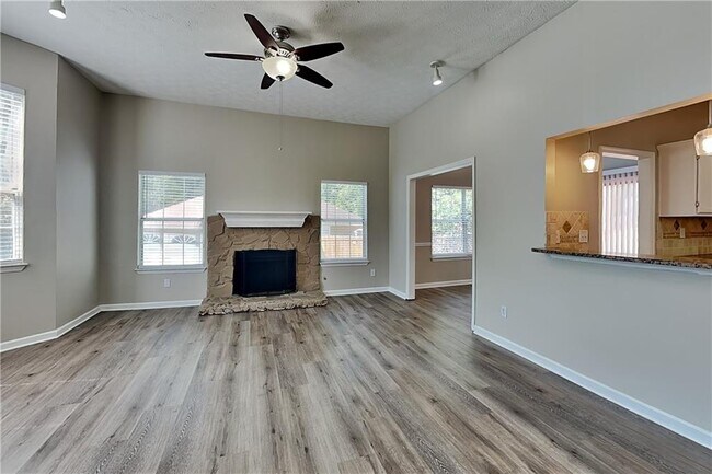 Foto del edificio - 1783 Ashbury Point Dr