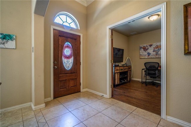 Foto del edificio - 411 Sloan Creek Pkwy