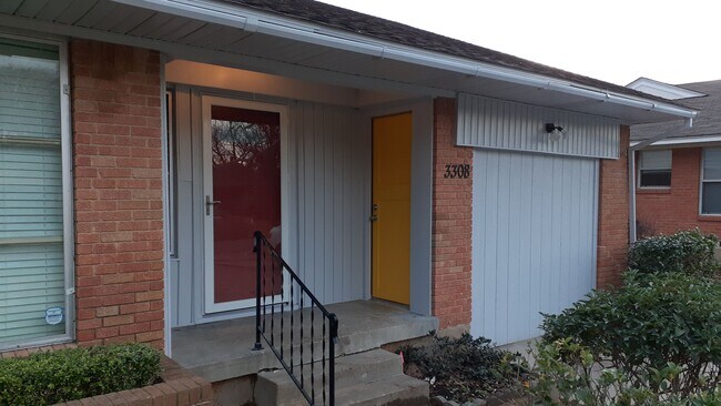 Building Photo - 3308 Crest Ridge Dr
