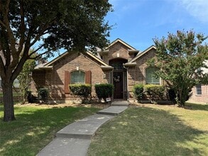 Building Photo - 14620 Falling Leaf Dr