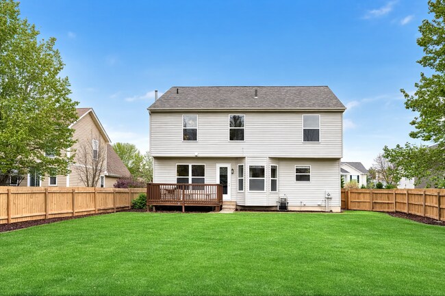 Foto del edificio - 8635 Oak Creek Dr