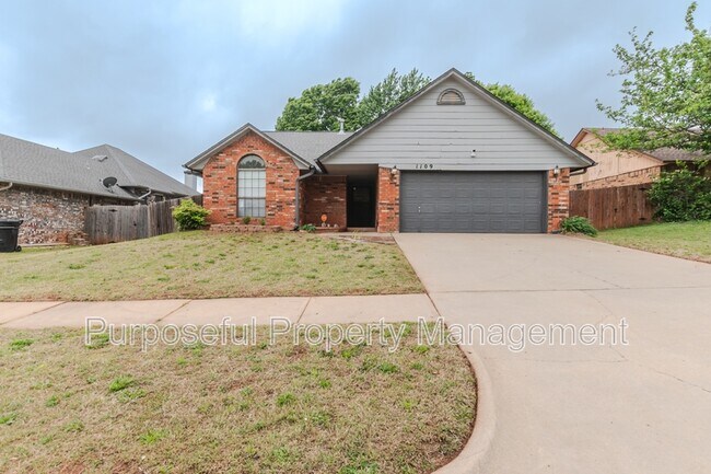 Foto del edificio - 1109 David Rd