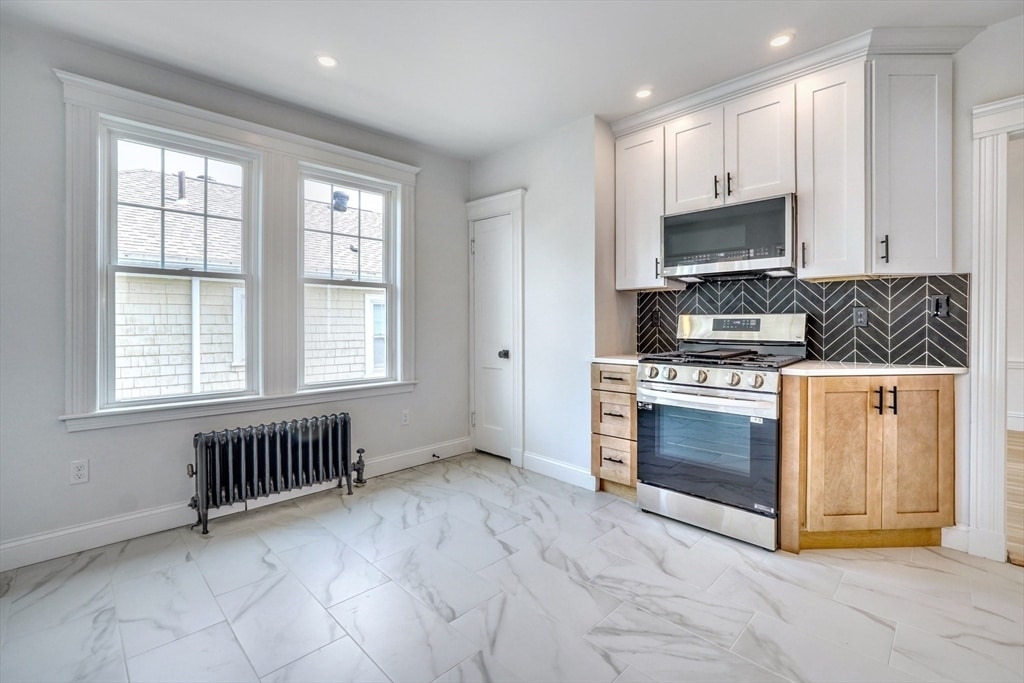 Photo - 275 Roslindale Ave (Boston, MA)