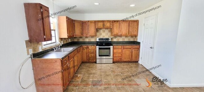 Foto del edificio - Martin Rd 2 Bedroom 1 Bath
