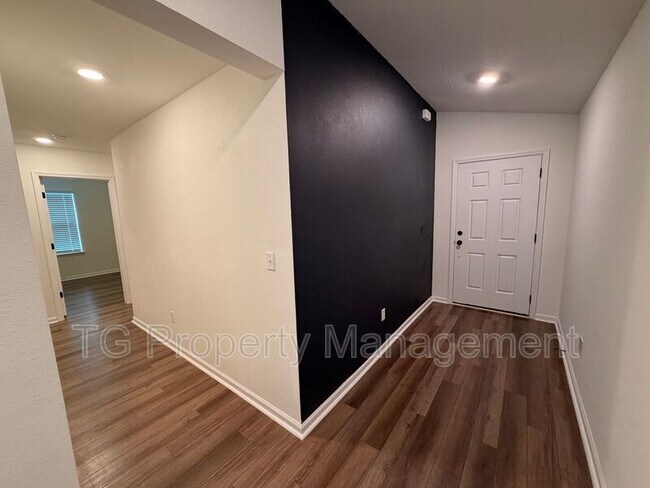 Building Photo - 59 Bluejack Ln
