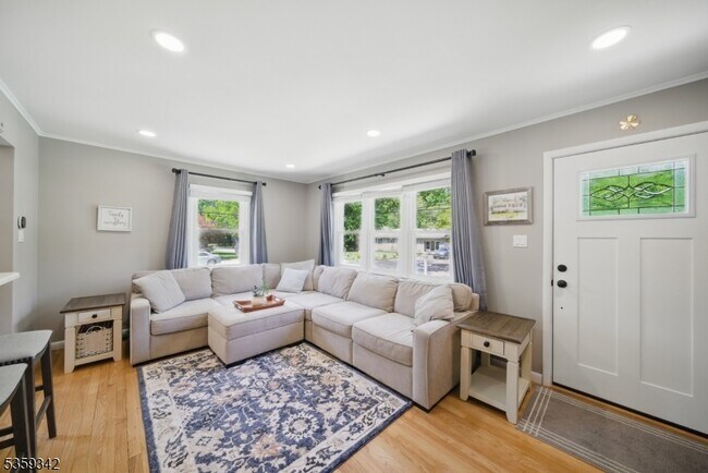 Foto del edificio - 22 Beaver Brook Ln