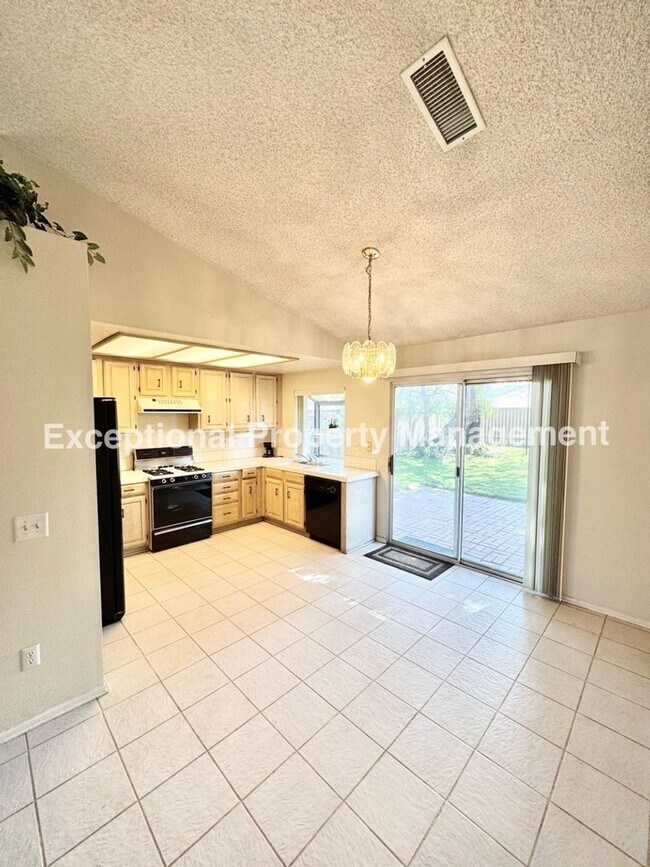 Foto del edificio - Ready to move in 2 bedroom 2 bath home!