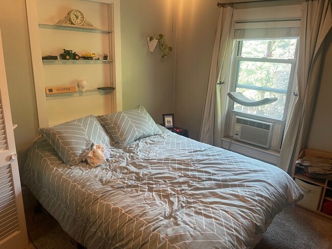 Building Photo - 246 Taylor St