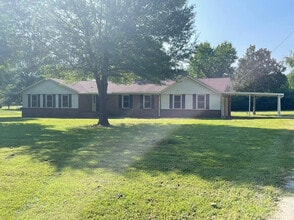 Building Photo - 5845 Franklin Rd