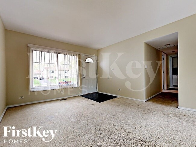 Building Photo - 6933 Hemlock St