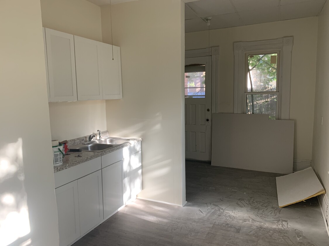 kitchen - 217 Church St