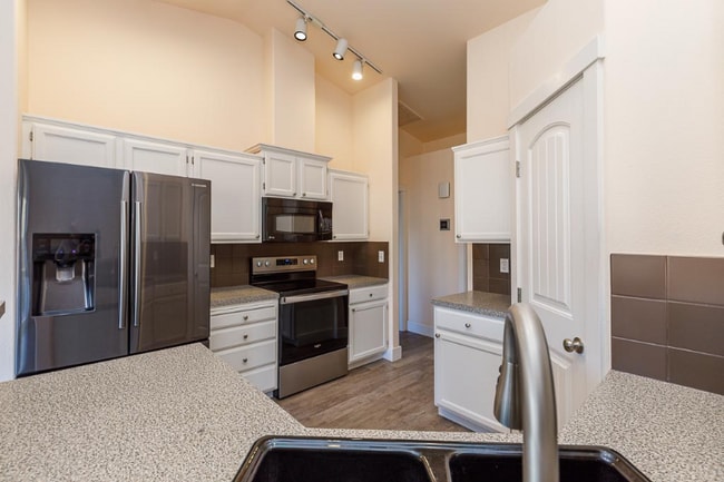 Building Photo - 3854 E Sweet Pea Ct