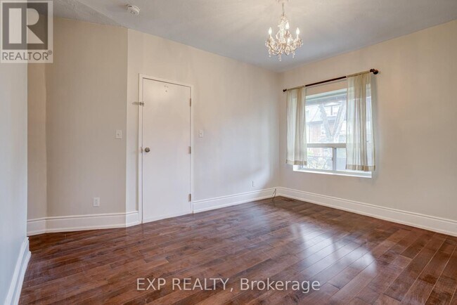 Building Photo - 303 Grace St