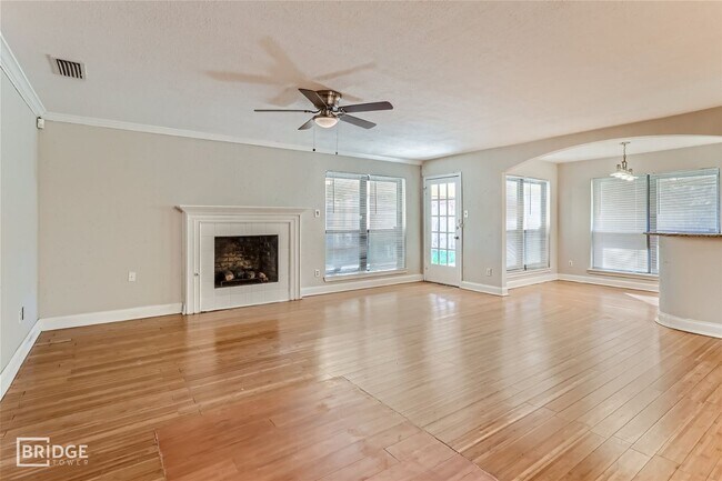 Foto del edificio - 303 Trailridge Dr