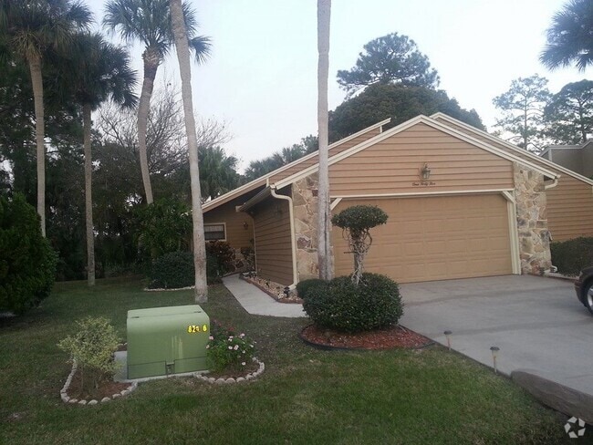 Building Photo - 145 Gull Cir N
