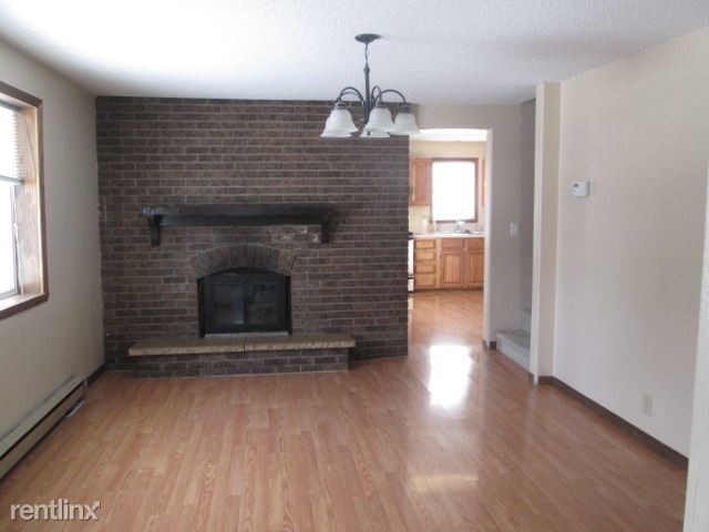 Foto del edificio - 4 br, 1 bath House - 302 S 2nd St