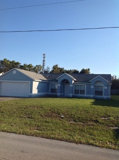 Building Photo - 441 Taylorville St