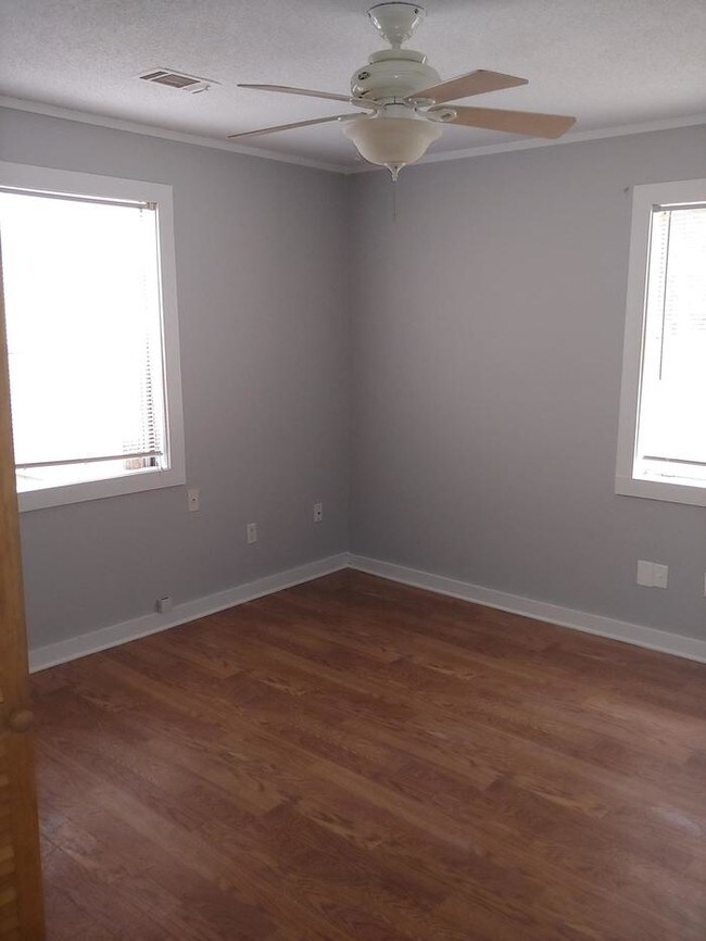 Building Photo - Cute 1 bedroom 1 bath home in west columbia