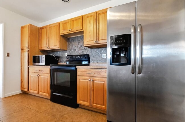 Foto del edificio - SFR in CENTRAL LOCATION - CLOSE TO U OF A