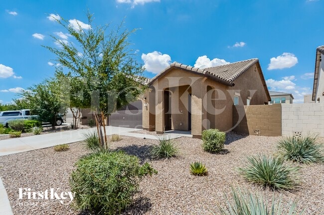 Building Photo - 354 W Powell Dr