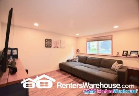 Foto del edificio - Available now is a newly remodeled 4 Bedroom 2 Bath Home in Savage