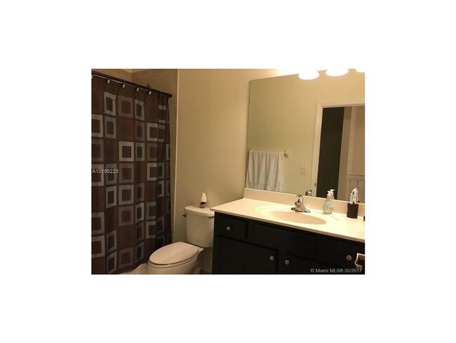 Foto del edificio - 12345 S Village Cir