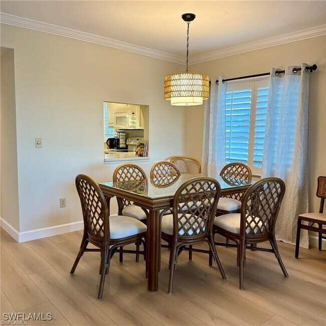 Foto del edificio - 57 High Point Cir W