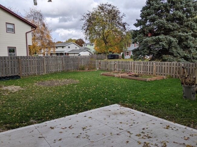 patio interior - 314 Hartridge Dr