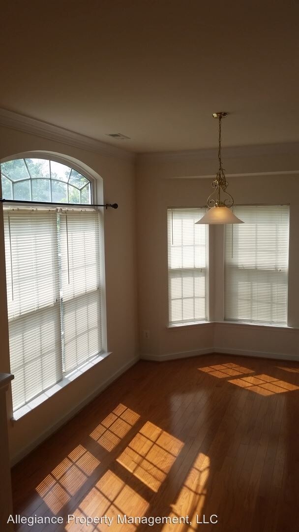 Building Photo - 1152 Grand Brook Dr