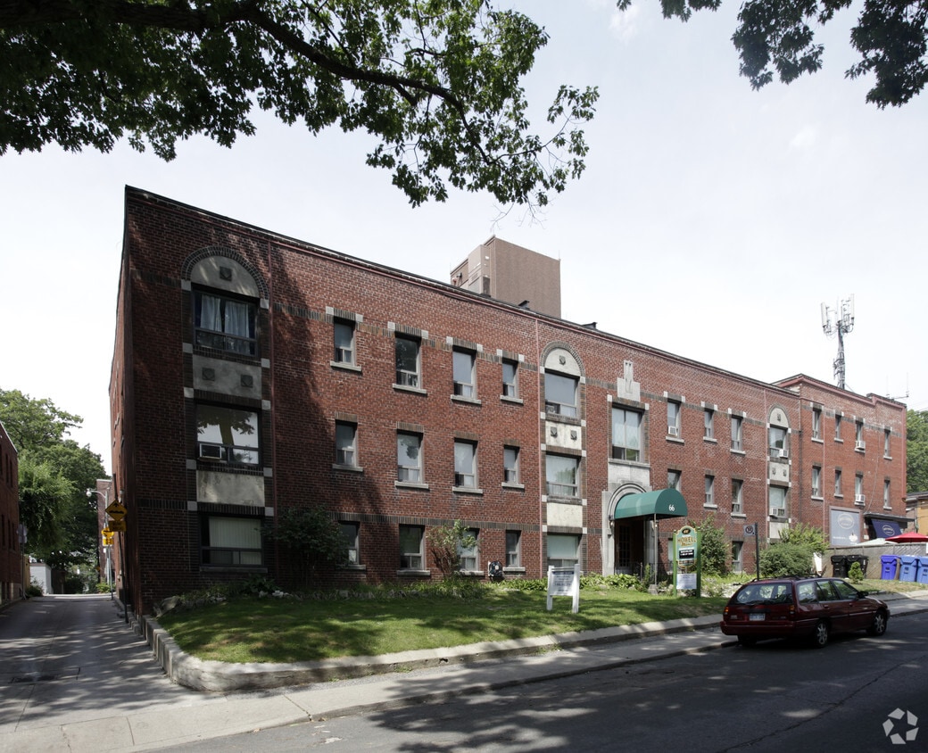 Building Photo - Howell Manor