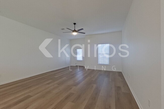 Building Photo - 112 Hendrix Rd