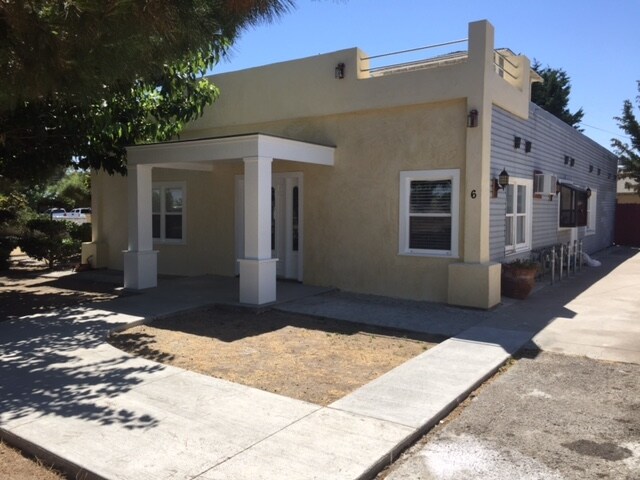 Building Photo - 15901 6th St